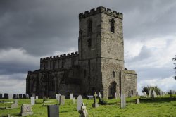 Dark sky, Breedon on the Hill Wallpaper