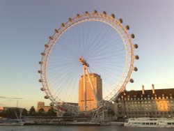 The London Eye, County Hall and The Shell Building Wallpaper