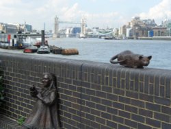 Towards Tower Bridge from The Angel at Rotherhithe Wallpaper