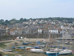 Mousehole Harbour - Tide is Out - June 2003 Wallpaper