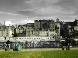 Edinburgh, view for Waverley Station Wallpaper