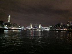 London at night Wallpaper