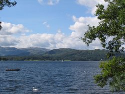 Lake Windermere (2) - August 2007 Wallpaper