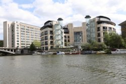 Clearwater Court and Reading Bridge House, Reading Wallpaper