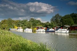 Ferry Meadows Country Park Wallpaper