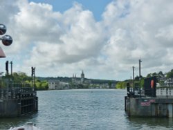 Truro- Arriving by boat Wallpaper