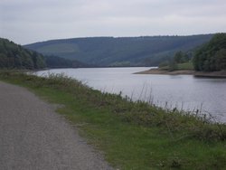 Derwent Dam, Derbyshire Wallpaper