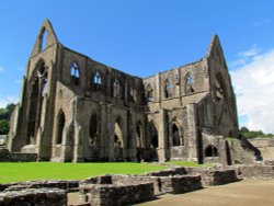 tintern abbey Wallpaper