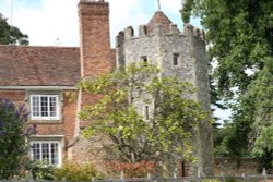 The Dower House, Greys Court Wallpaper