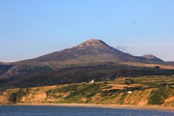 Garn Ganol from Nefyn Beach Wallpaper