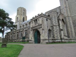 The Abbey, Wymondham Wallpaper