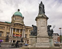 Queen Victoria Statue Hull Wallpaper