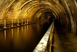 Netherton canal tunnel Wallpaper