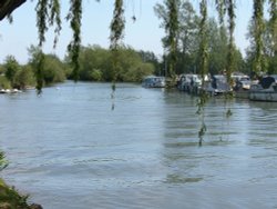 River Thames Wallpaper