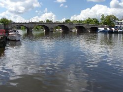 Kingston Bridge Wallpaper