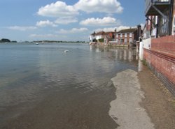 Bosham Sea Front Near High Tide Wallpaper