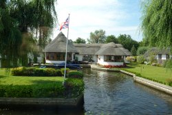 Wroxham Boat Tour - Norfolk Broads Wallpaper