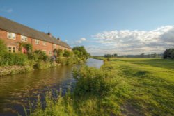 The Oxford Canal at Somerton, Oxfordshire Wallpaper