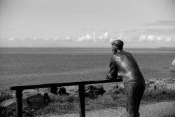 Fisherman statue, Port William Wallpaper