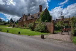 Packwood House Wallpaper