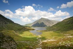 Cwm Idwal Wallpaper