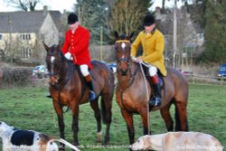 Beaufort Hunt Meet, Sopworth, Wiltshire 2016 Wallpaper