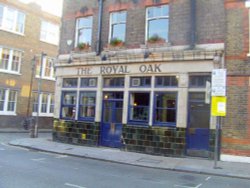 The Royal Oak pub, East London, the exterior of which was used in Goodnight Sweetheart Wallpaper