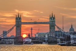 Tower Bridge at Sunset Wallpaper