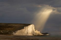 Evening rays over the Seven Sisters Wallpaper