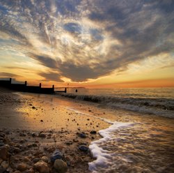 Evening Tidea at Whitstable, Kent Wallpaper