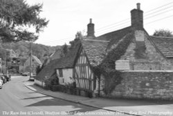 The Ram Inn (Closed), Wotton Under Edge, Gloucestershire 2015 Wallpaper