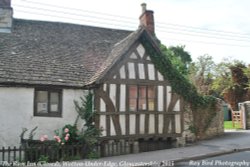 The Ram Inn (Closed), Wotton Under Edge, Gloucestershire 2015 Wallpaper