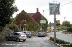 The Old House at Home Pub, Burton, Wiltshire 2011 Wallpaper