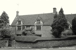 Former Farmhouse, Burton, Wiltshire 2011 Wallpaper