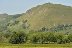 Chrome Hill near Earl Sterndale, Derbyshire Peak District Wallpaper