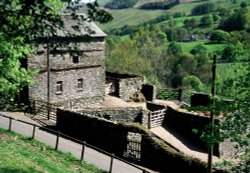 Barn at Troutbeck, Lake District Wallpaper