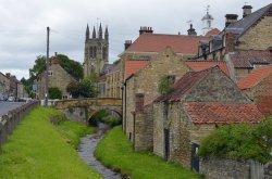 Helmsley Wallpaper