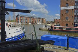 Gloucester Docks Wallpaper