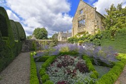 Nymans Garden Wallpaper