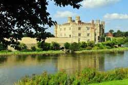 Leeds Castle Wallpaper