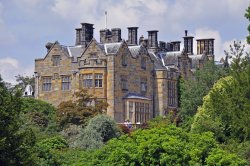 Scotney Castle House Wallpaper