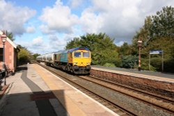 CLASS 66 ENGINE 66720 TRUNDLES THROUGH LANGWATHBY STATION CUMBRIA Wallpaper