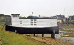 Houseboat on The Ketch, Hayling Island Wallpaper