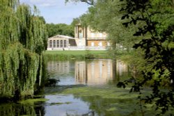 Buckingham Palace Garden Wallpaper