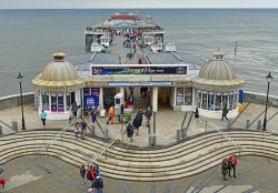 Cromer pier Wallpaper