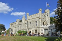 Whitstable Castle and Gardens Wallpaper
