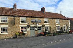 the Fox and Hounds, Sinnington Wallpaper