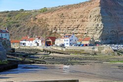 Staithes Wallpaper