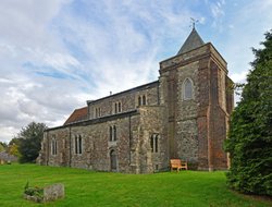 High Halstow, St. Margaret's Church Wallpaper