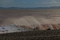 Crested waves in Budleigh Salterton Wallpaper